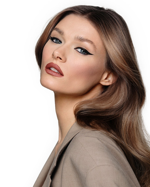 Get inspired by our newest collection FALL WITH ME and create a unique look!